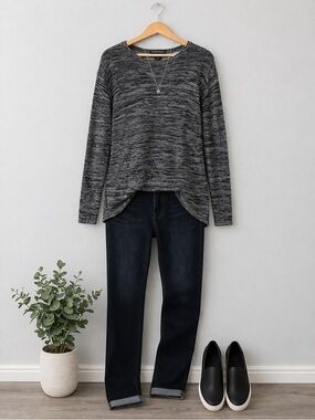 Ellen Tracy Women’s Marled Knit Tunic Sweater Top M  Black Gray Long Sleeve NWT